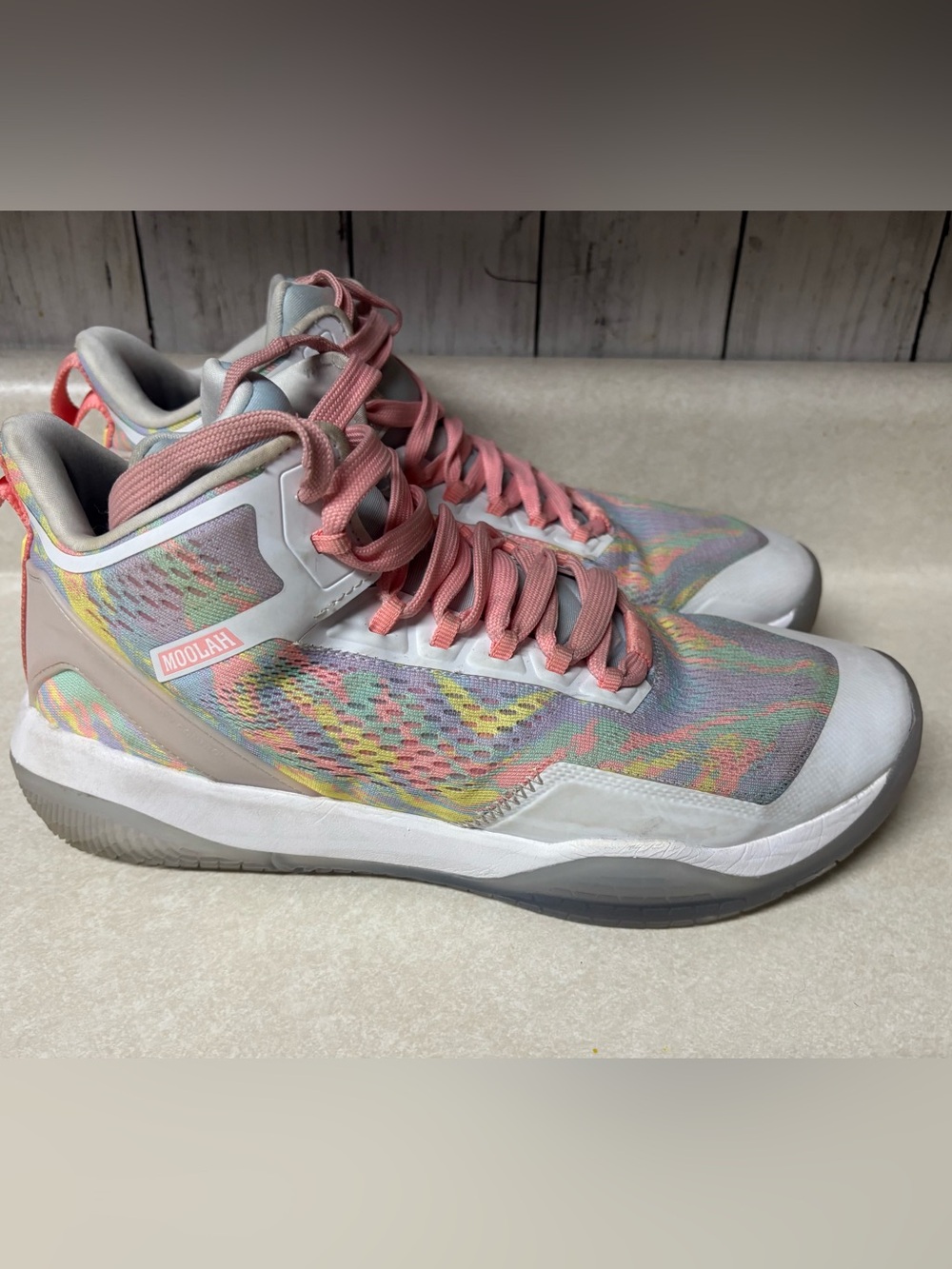 Moolah Multicolor Women's Athletic Shoe - Pink Accents